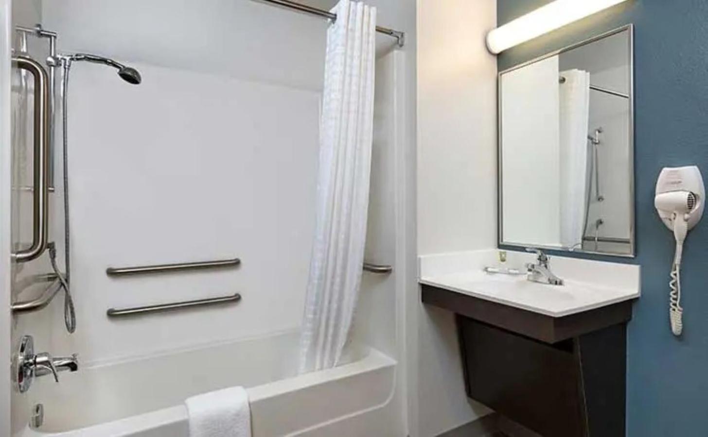 Woodspring Suites Austin Central المظهر الخارجي الصورة
